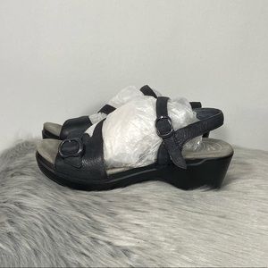 Dansko Sandi Black Leather Sandals